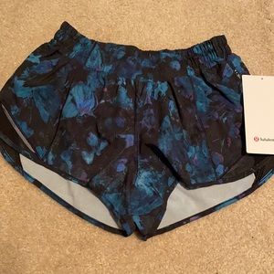 Lululemon Hotty Hot Shorts 6